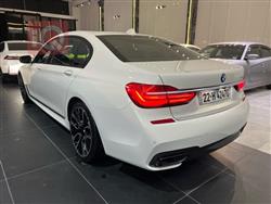 بي ام دبليو الفئة 7